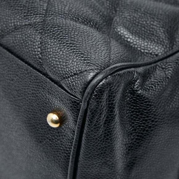 CHANEL Matelasse Coco Mark Chain Boston Bag in Black Caviar Skin for Women - Picture 4 of 13